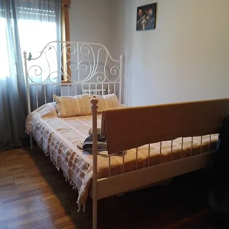 Apartment Spacious Flat Campo De Ourique Lisbon