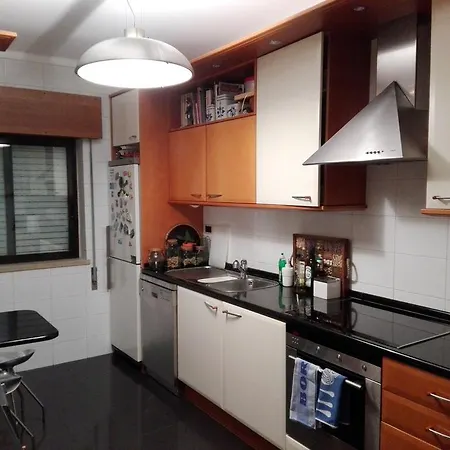 Apartment Spacious Flat Campo De Ourique